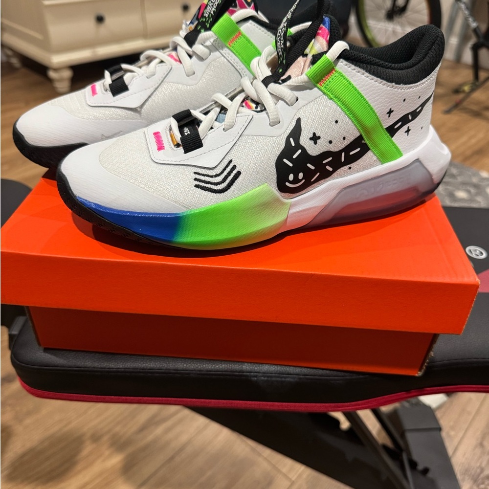 Nike Air Zoom Crossover Sprinkle Swoosh size 6GS. This size is going for over 2k